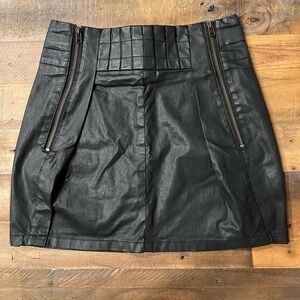 COR de ROSA Black Faux Leather Mini Skirt | Size 38 (Small)